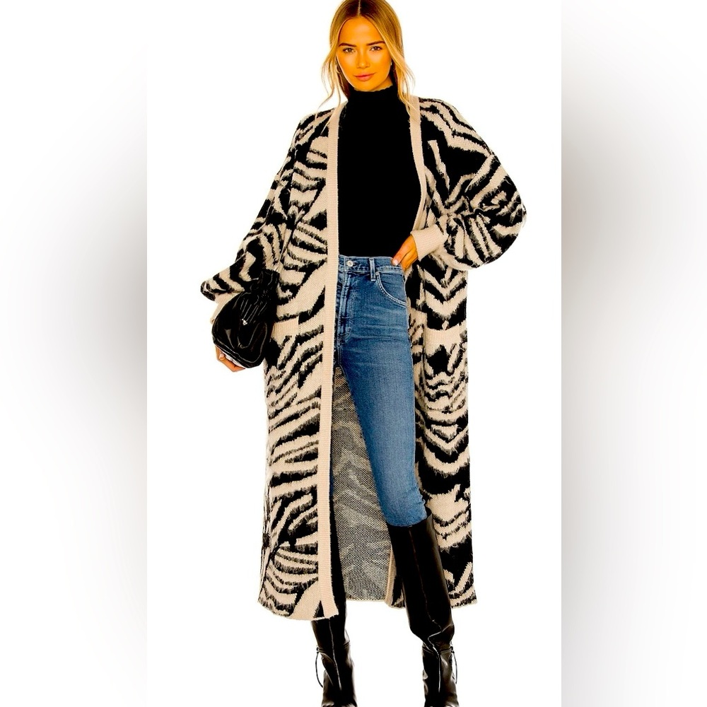 Show me your Mimi Tigre print knit cardigan
